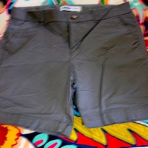 NWOT OLD NAVY SHORTS - 14